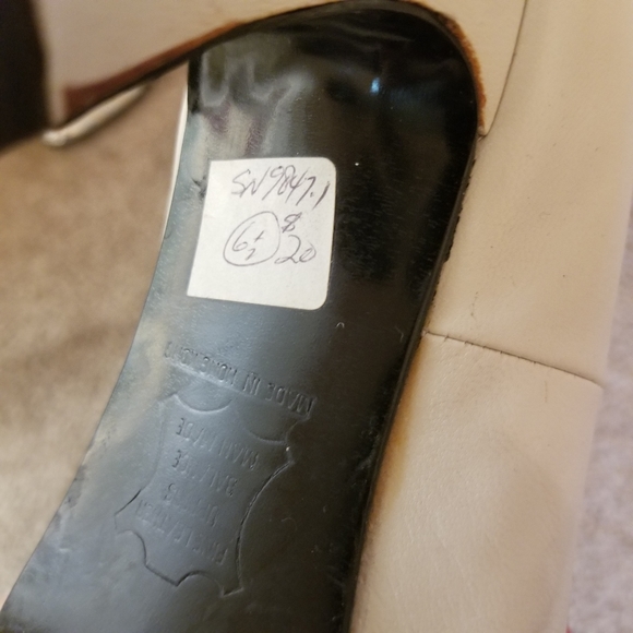 Vintage Jean Rimbaud cream leather peep toe heels - Picture 2 of 3